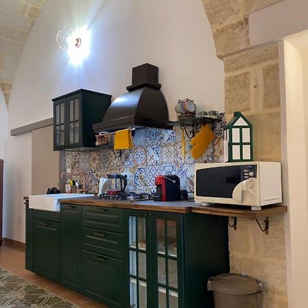 Apartamento Dimora Flo Bríndisi Exterior foto